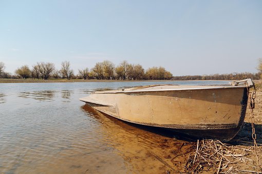 Free Boat Beach photo and picture