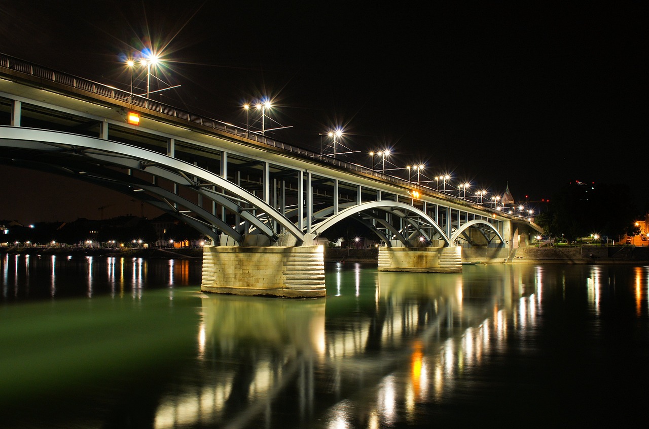 Night - free online jigsaw puzzle photo