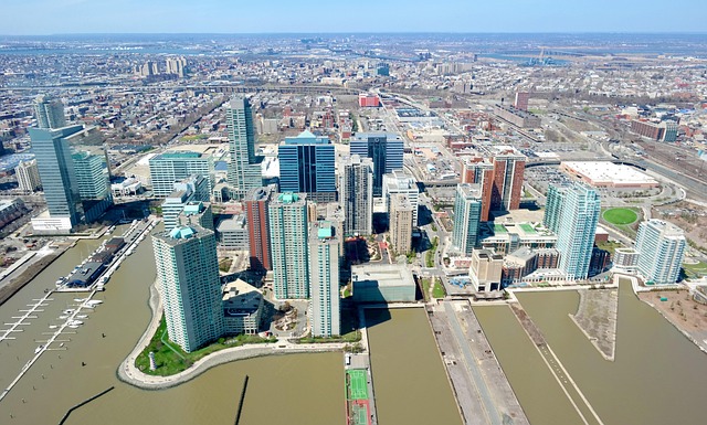 Free Building City photo and picture