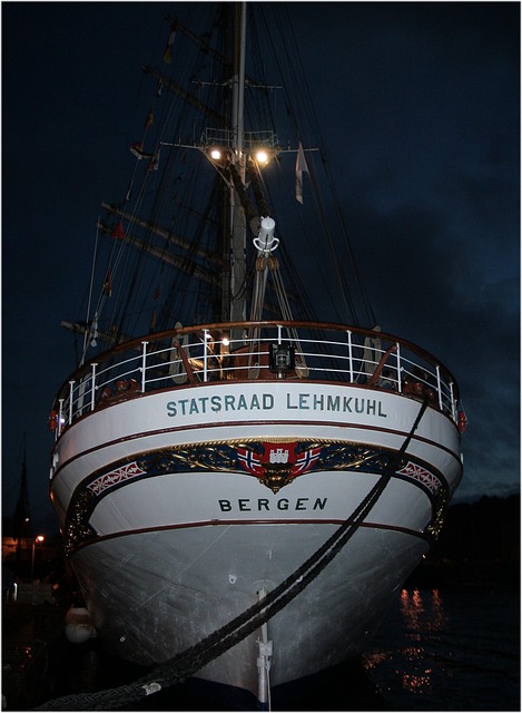 Free Brest Sail Boat photo and picture