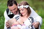 family, breastfeeding, mom