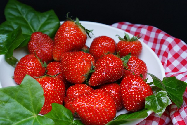 Free Strawberries Red photo and picture