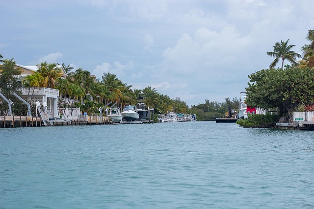 Boote, Kanal, Florida