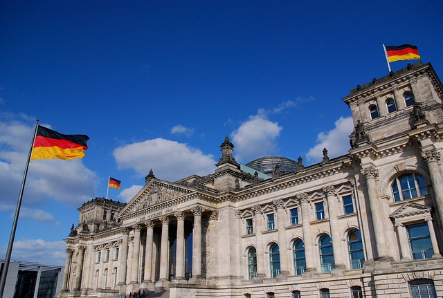 Parlament, Berlin, Regeringsbygning
