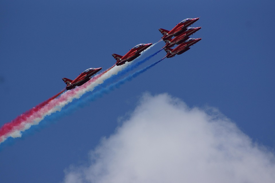 Aviones Flechas Rojas Rojo Blanco - Foto gratis en Pixabay