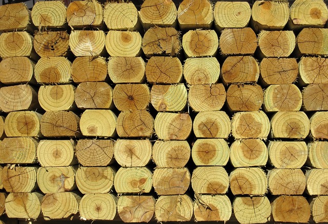 Free Cross Ties Wood photo and picture