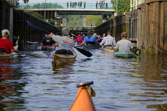 Cerrar Con Llave, Canoa, Paseo En Barco