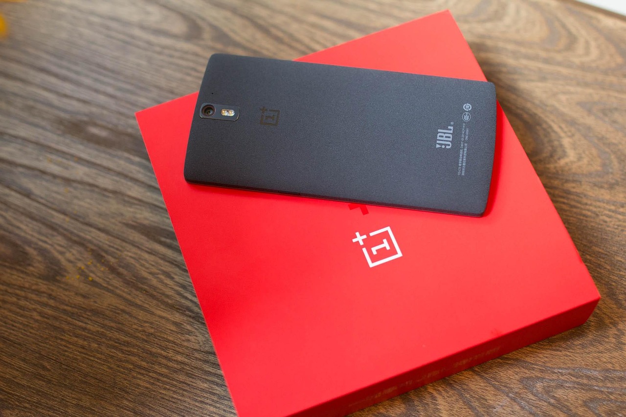 Oneplus China Mobile Phone - Free photo on Pixabay