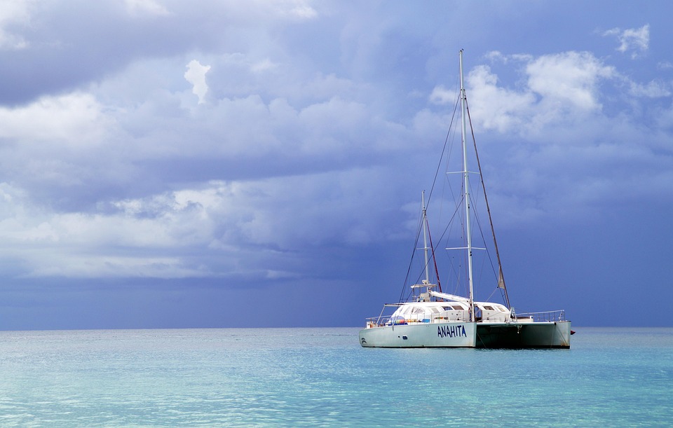 Yachtcharter auf der Insel Madeira Yachtcharter auf der Insel Madeira