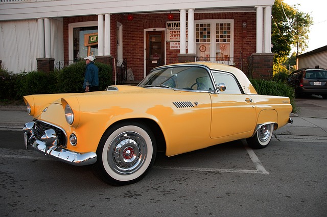 Geel, Doorwaadbare Plaats, Thunderbird