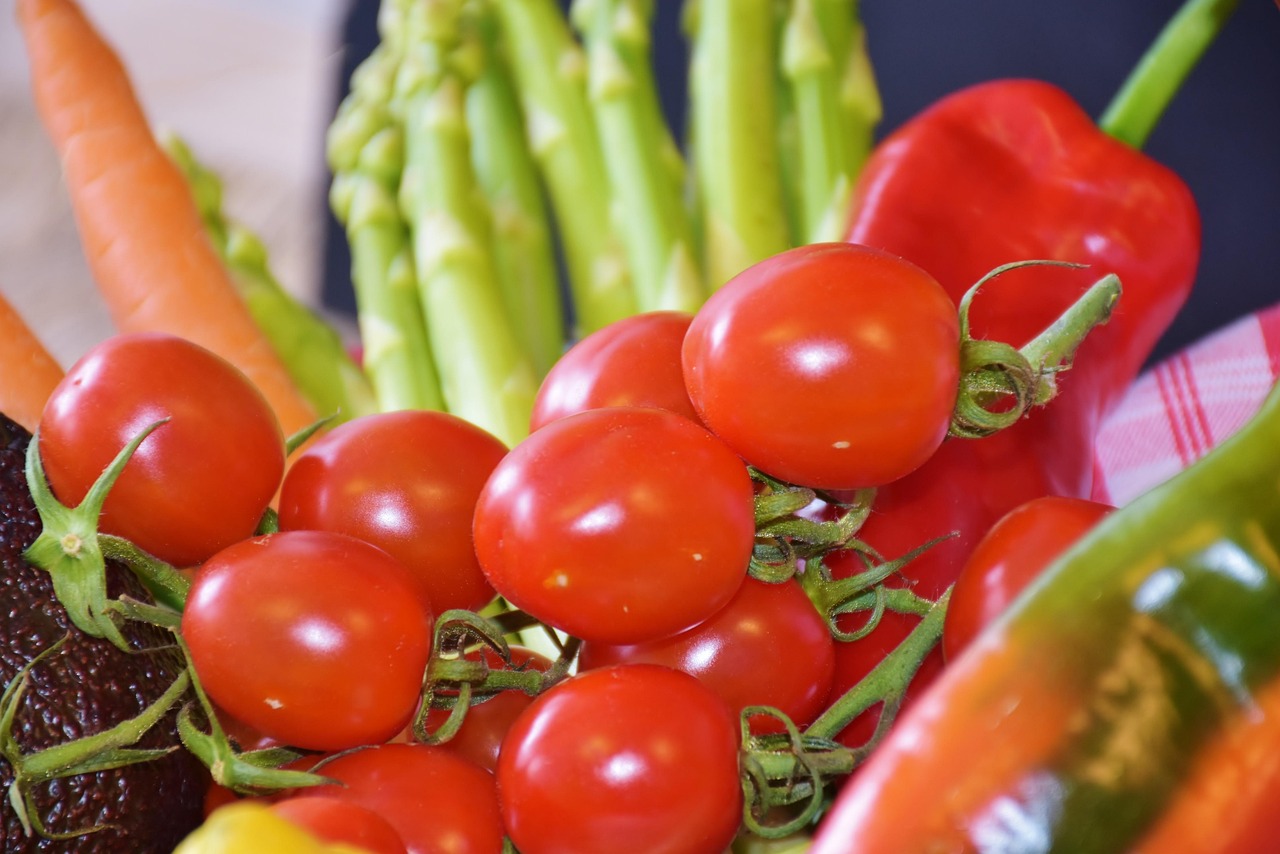 Tomatoes - free online jigsaw puzzle photo