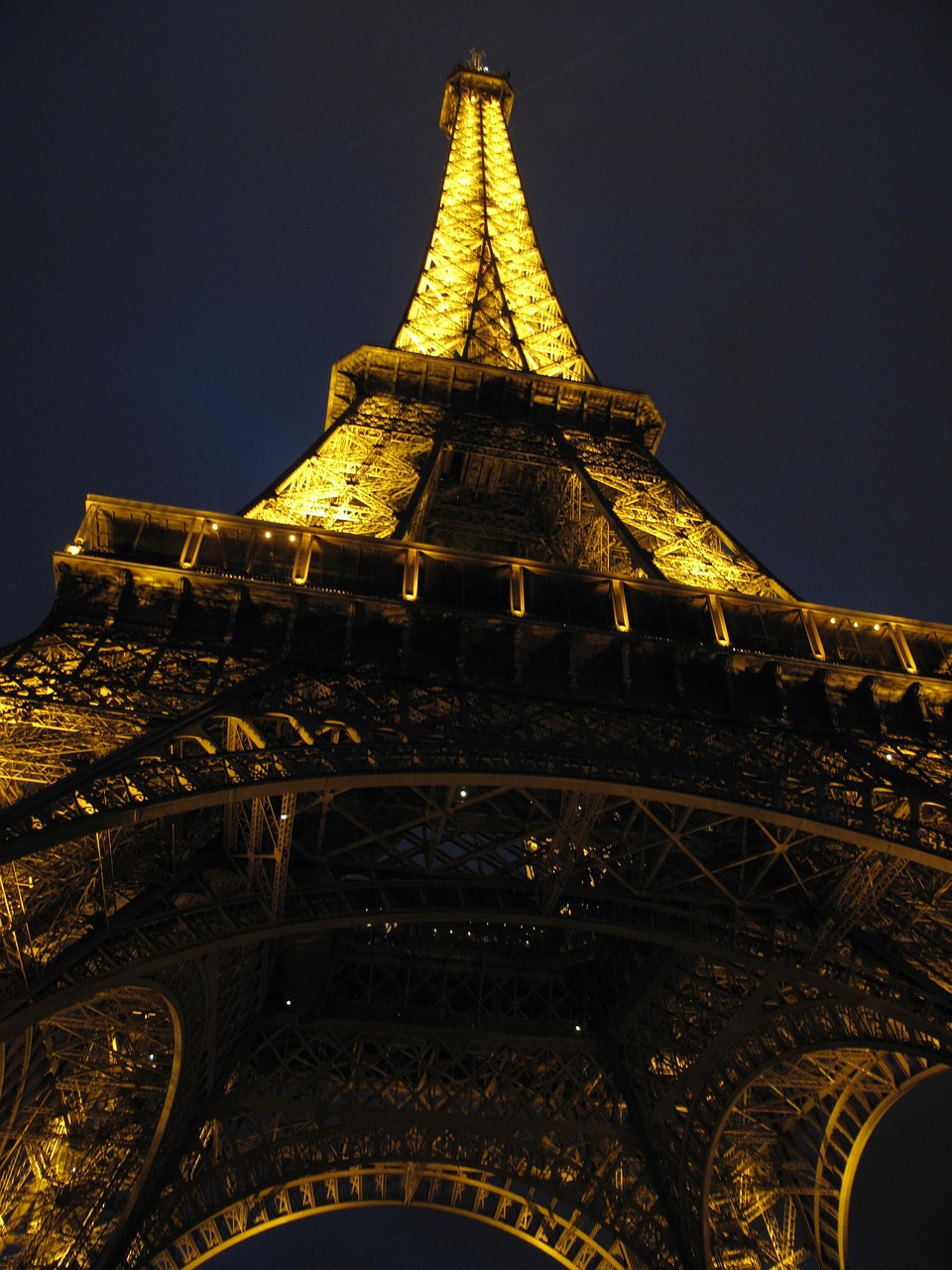 Fotos Eiffelturm Bei Nacht Illegal Eiffelturm Nacht Licht - Kostenloses Foto auf Pixabay - Pixabay
