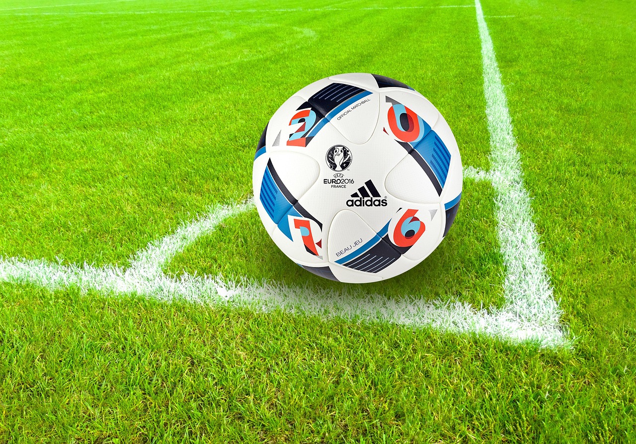 Meer Dan 700 Gratis Afbeeldingen Van Voetbalveld En Voetbal Pixabay Meer Dan 700 Gratis Afbeeldingen Van Voetbalveld En Voetbal Pixabay