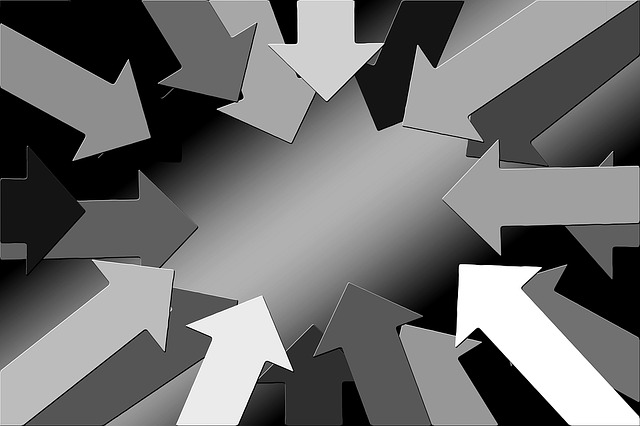 Free arrows center inside illustration