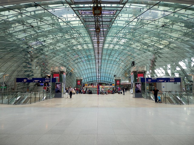 フランクフルト アム マイン ドイツ 空港 空港鉄道駅 · Pixabayの無料写真