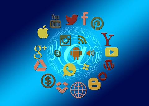 Media Sosial, Struktur, Internet