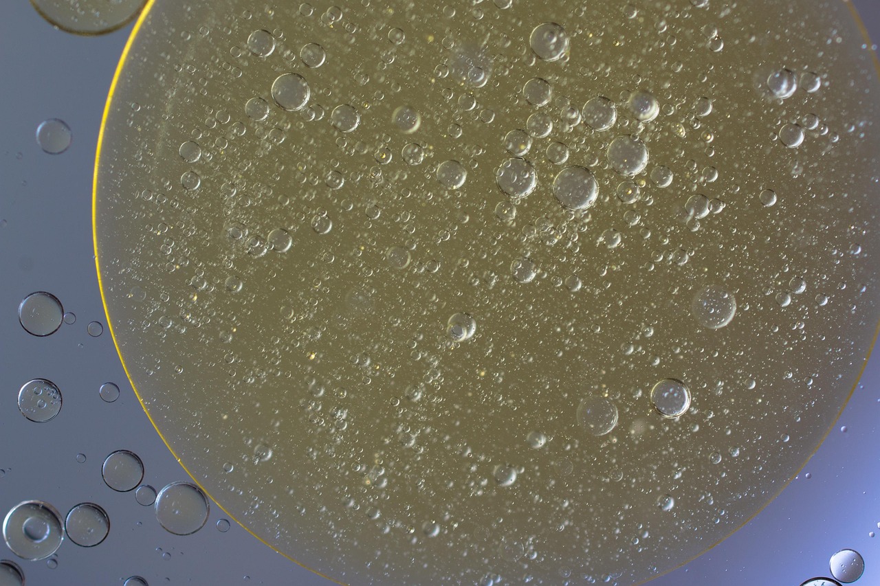 oil-in-water-1438359_1280.jpg