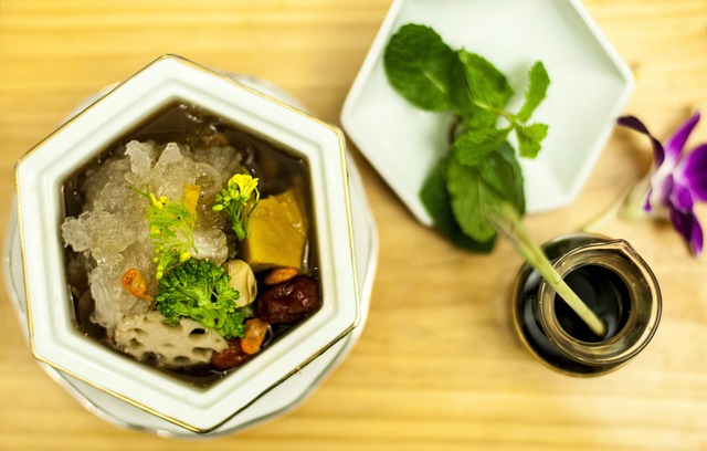 Free Dish Precious African Bird'S Nest photo and picture