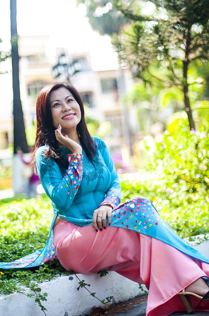 Free Girl Flower photo and picture