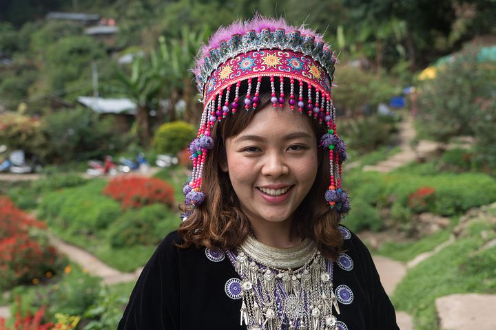 Asiatische Teen Kostuem Kuessen