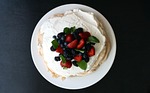mixed berries, pavlova, pie