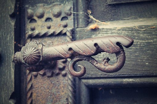 Free Handle Door photo and picture