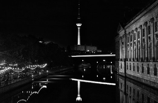Free Berlin Alexanderplatz photo and picture