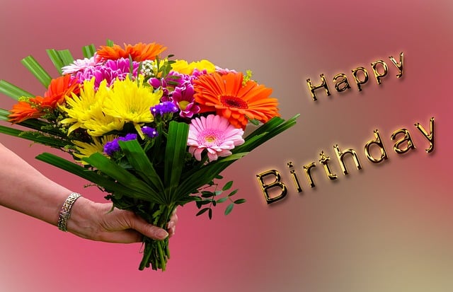 Free date of birth happy birthday birthday card illustration