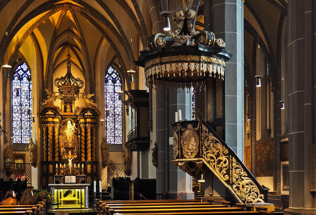 Church - free online jigsaw puzzle photo