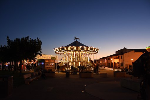 Free Carousel Saintes-Maries De La Mer photo and picture