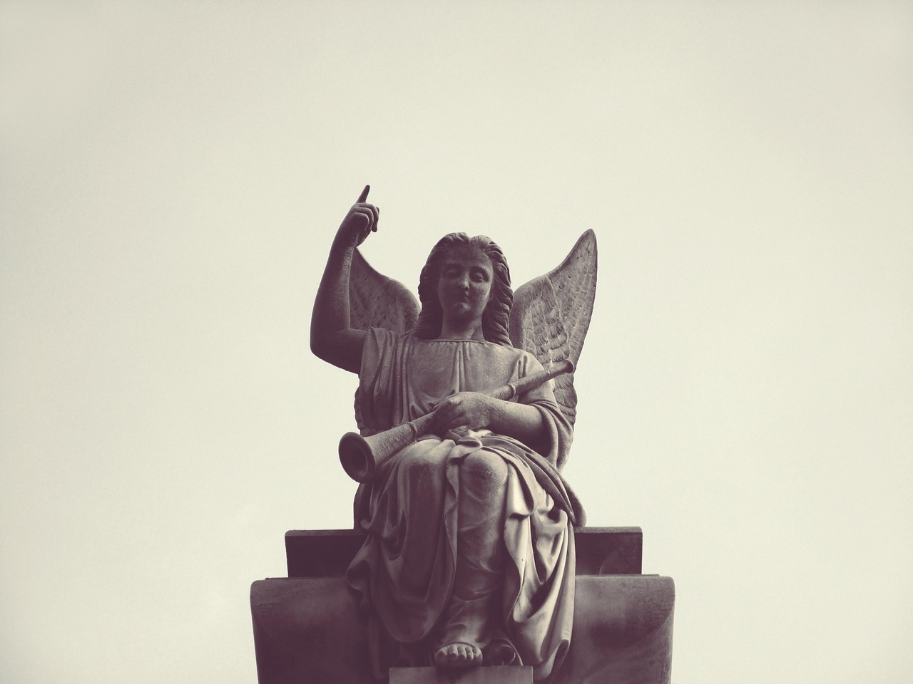 Angel - free online jigsaw puzzle photo