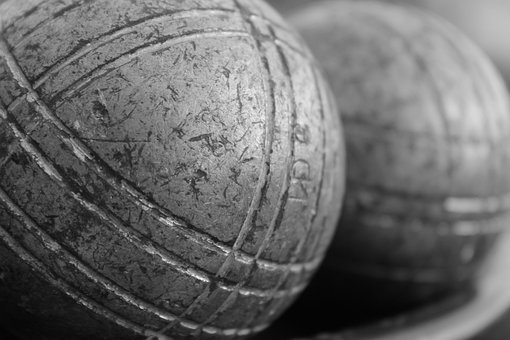 Petanque, Metall, Schwarze Kugel, Weiß