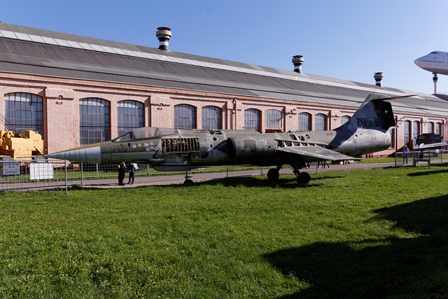 Free Plane Lockheed F-104 photo and picture