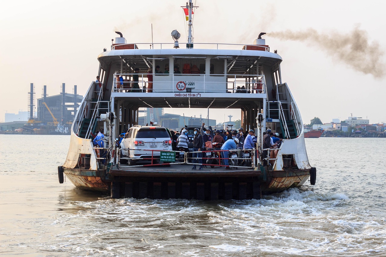 Boat - free online jigsaw puzzle photo