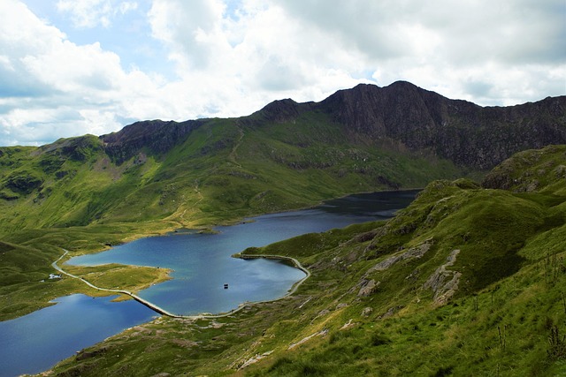 Free Mountain Lake photo and picture