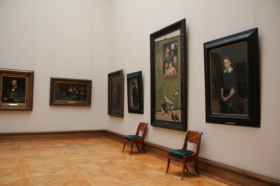 Museo, Sillas, Pintura