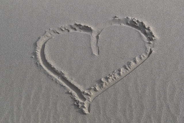 Free Heart Sand photo and picture