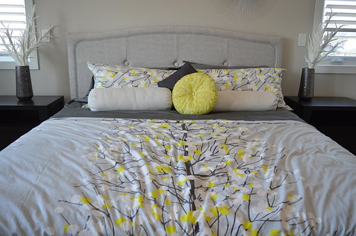 Betten kostenlose bilder auf pixabay Schlafzimmer bett ausrichtung