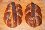 cake yeast, chałka, bread