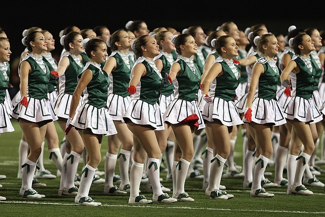 High School Drill Team, Mädchen