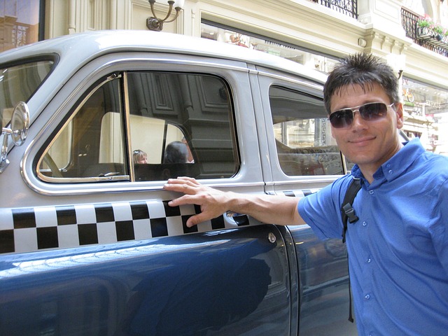 Free Retro Car photo and picture