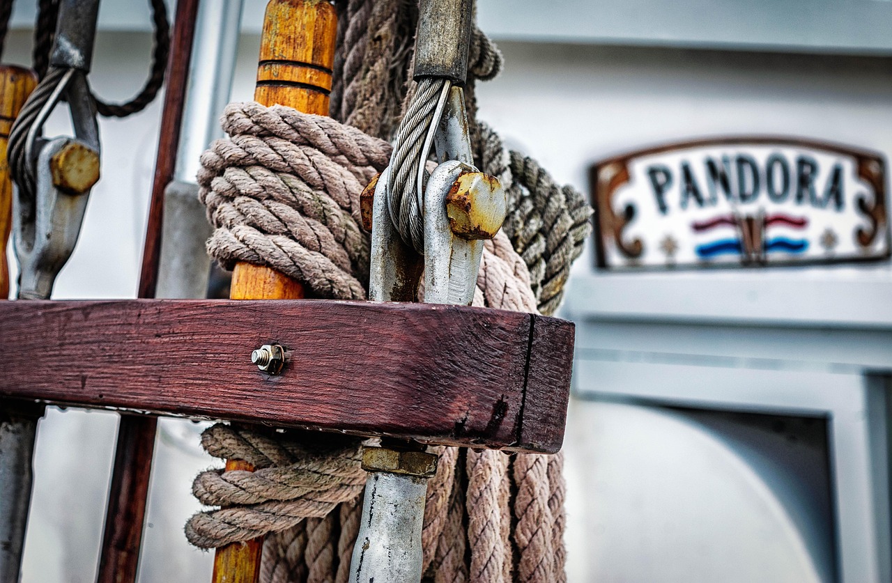 Sailboat - free online jigsaw puzzle photo