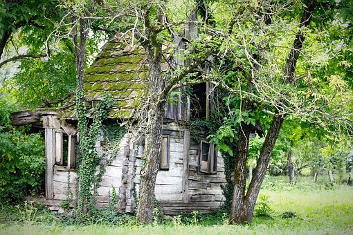 Free Ruins House photo and picture