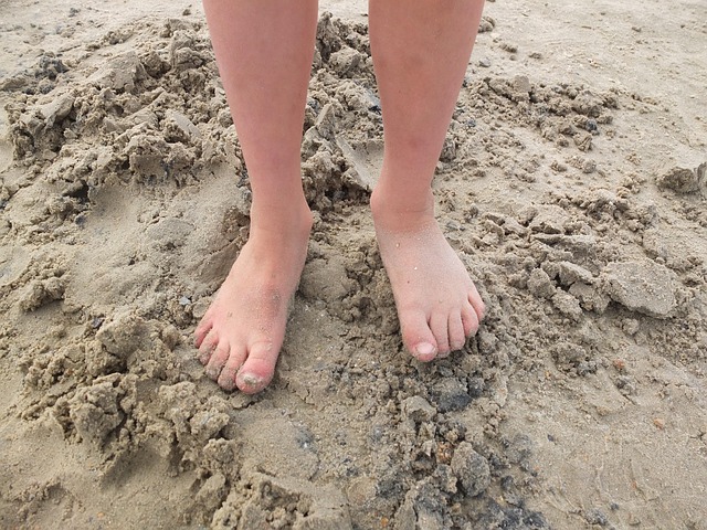 Free Feet Sand photo and picture