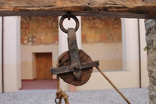 Free Pulley Pozzo photo and picture