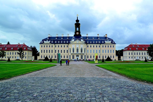Free Hubertusburg Castle Darling photo and picture