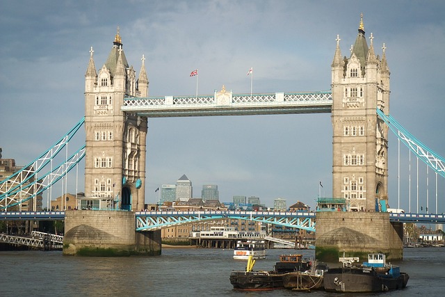 London, Tower Bridge, Thames, Elv