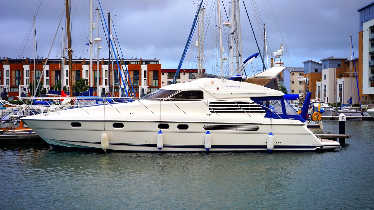 Boat - free online jigsaw puzzle photo