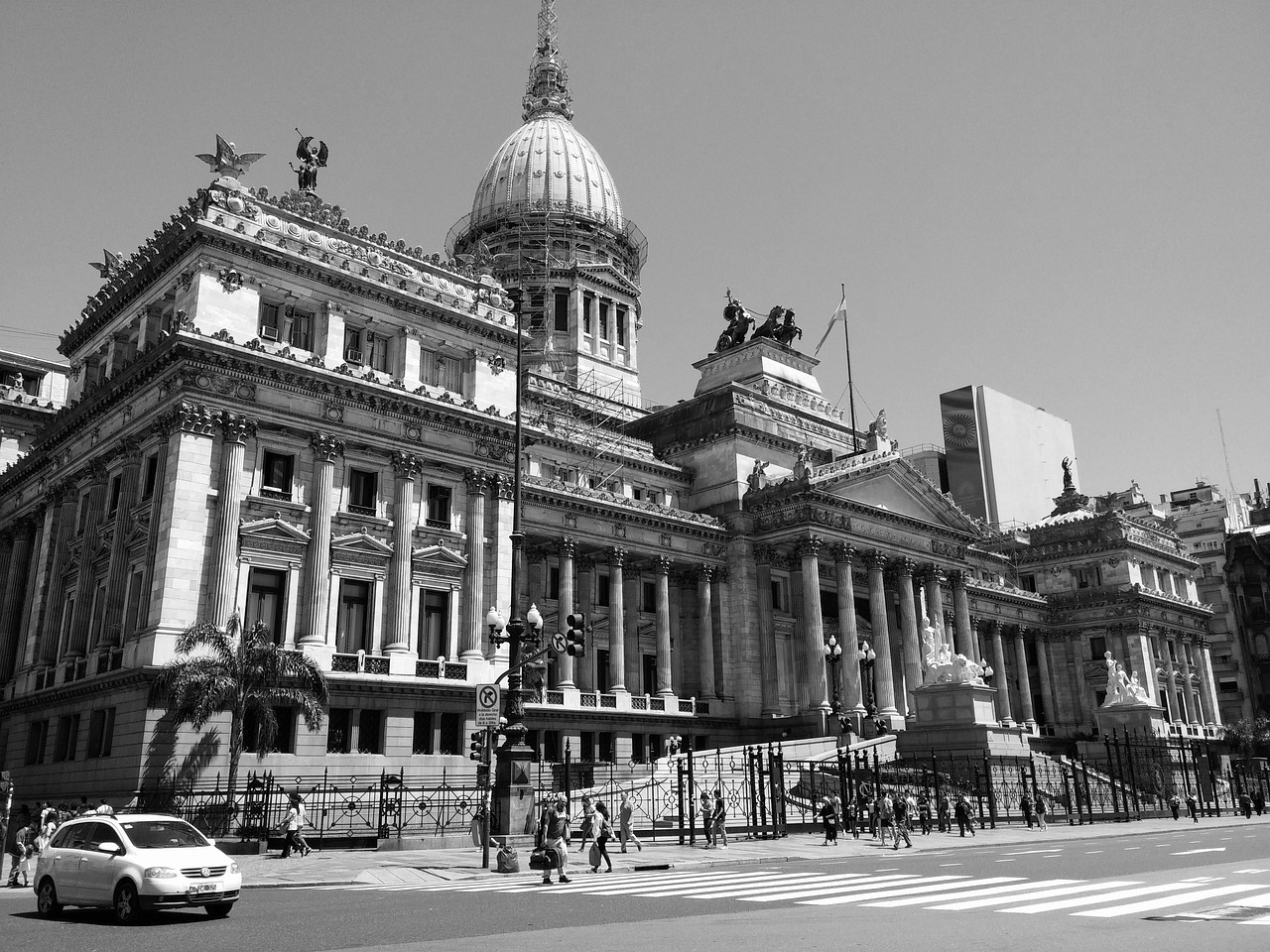 Les Calades, das Parlament von Viva
