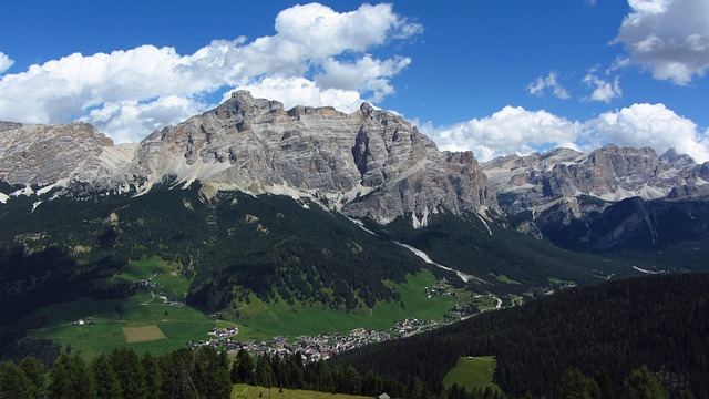 Alta Badia, Dolomiten, Alpen, Badia